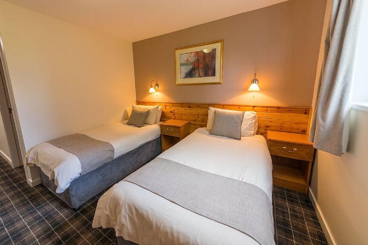 Castletown Hotel Экстерьер фото